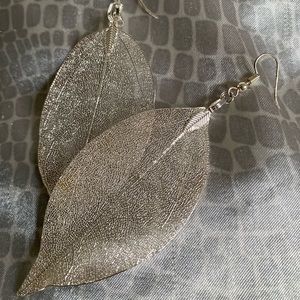Leaf earrings